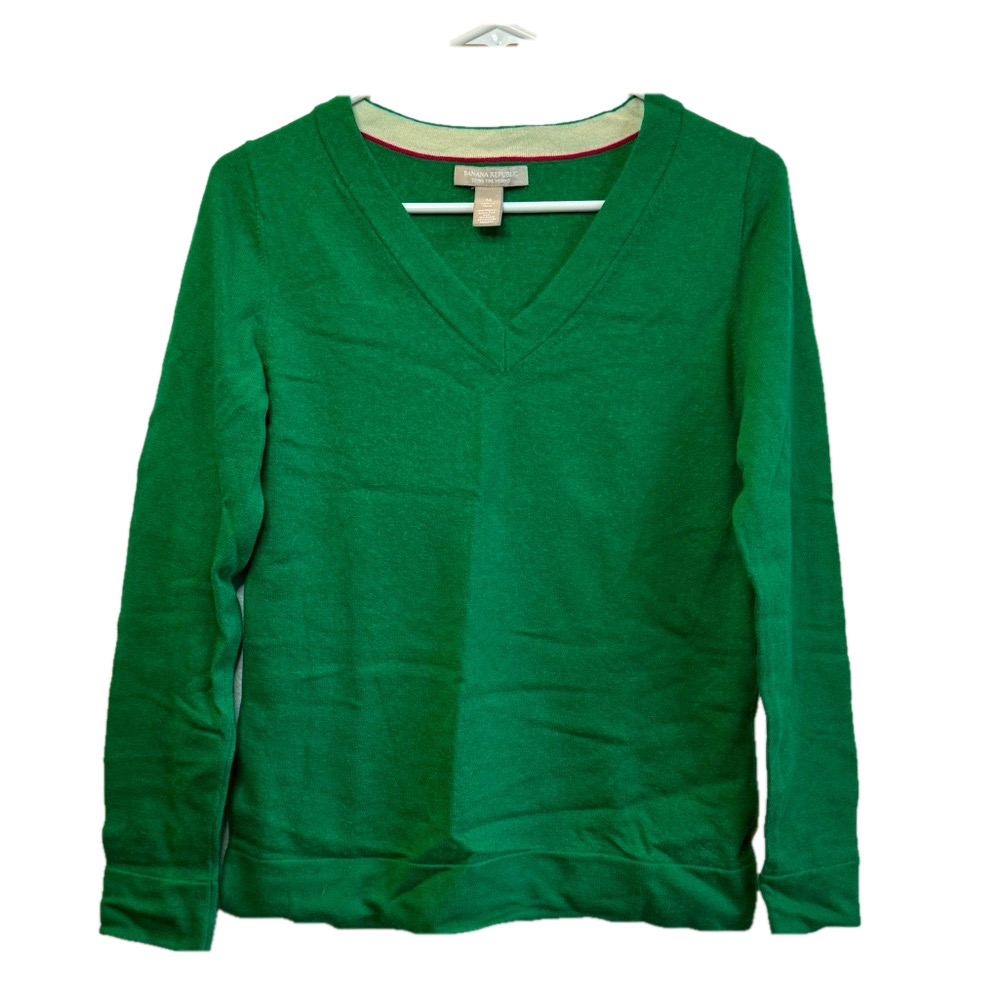 Banana Republic merino wool classic pullover